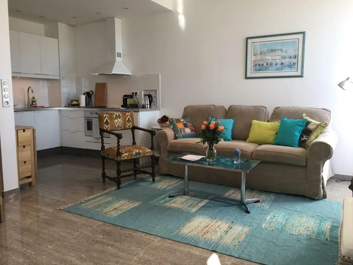 Residence Barri Cannes 0*,