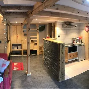 https://appartement-cosy-proche-des-grands-montets.hotels-rhonealpes.com